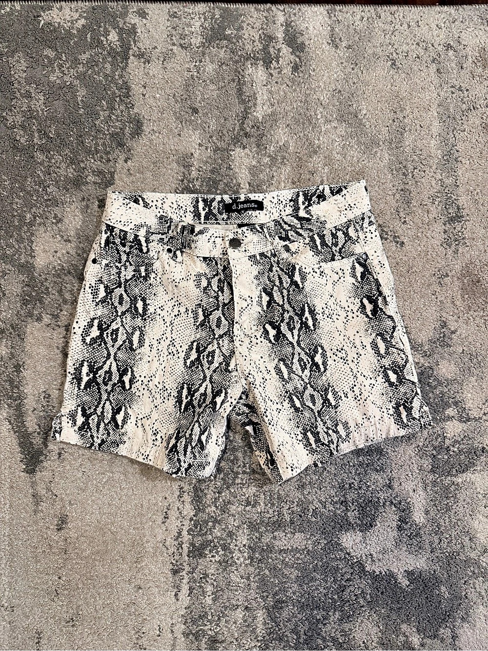 d.jeans Animal Print Jean Shorts in White & Black